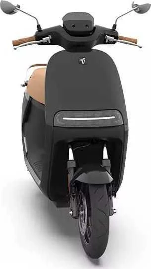 Elektrinis motoroleris Segway Ninebot E125S Juodas