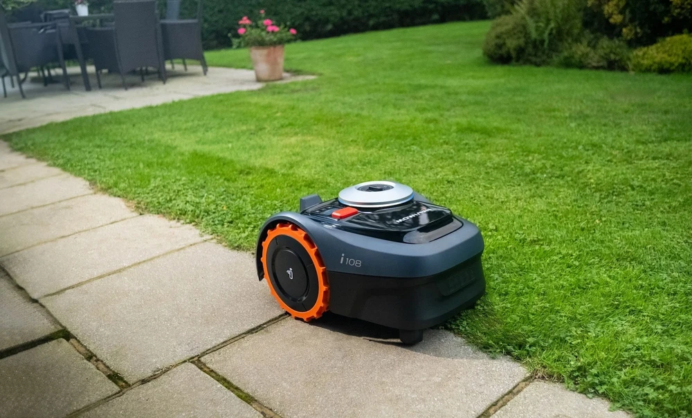 Vejos robotas Segway Navimow i108E