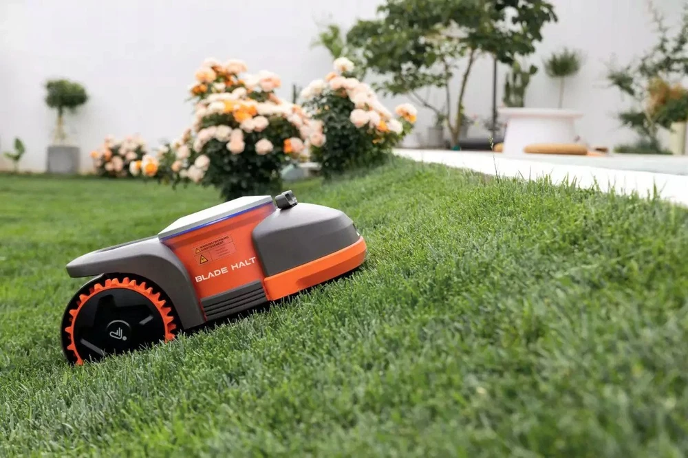 Vejos robotas Segway Navimow i108E