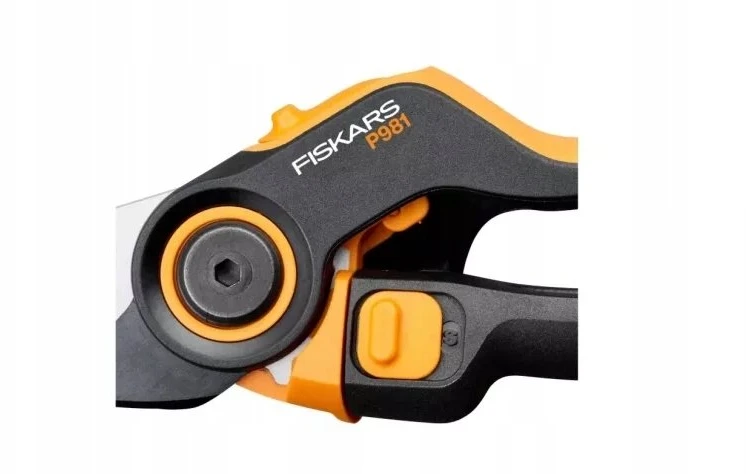Fiskars Sekator Žirkliniai genėtuvai, ilgis 216 mm, skersmuo < 26 mm, p981 dvigubo veikimo