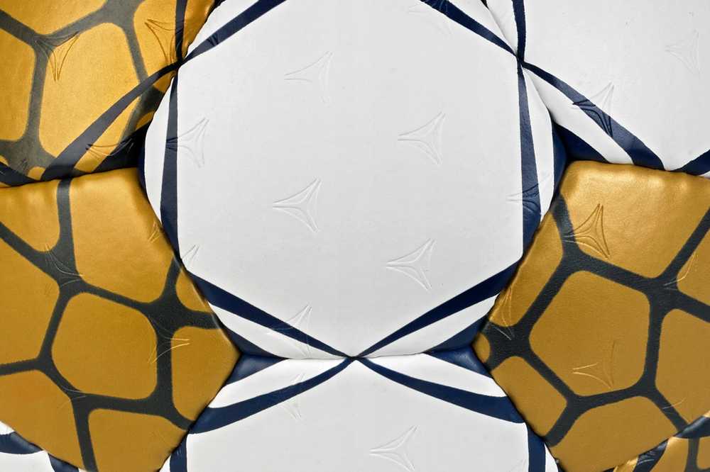 Rankinio kamuolys Select Champions League Ultimate Replica EHF 220040