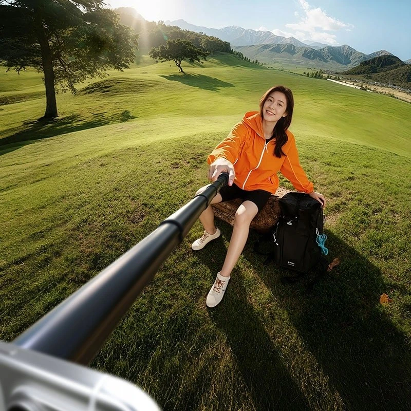 Asmenukių lazda Ulanzi Tripod Selfie Stick 154 cm 2in1 + Nuotolinio valdymo pultas 10m telefono laikiklis / Ulanzi / Sk27 / SKU:s017