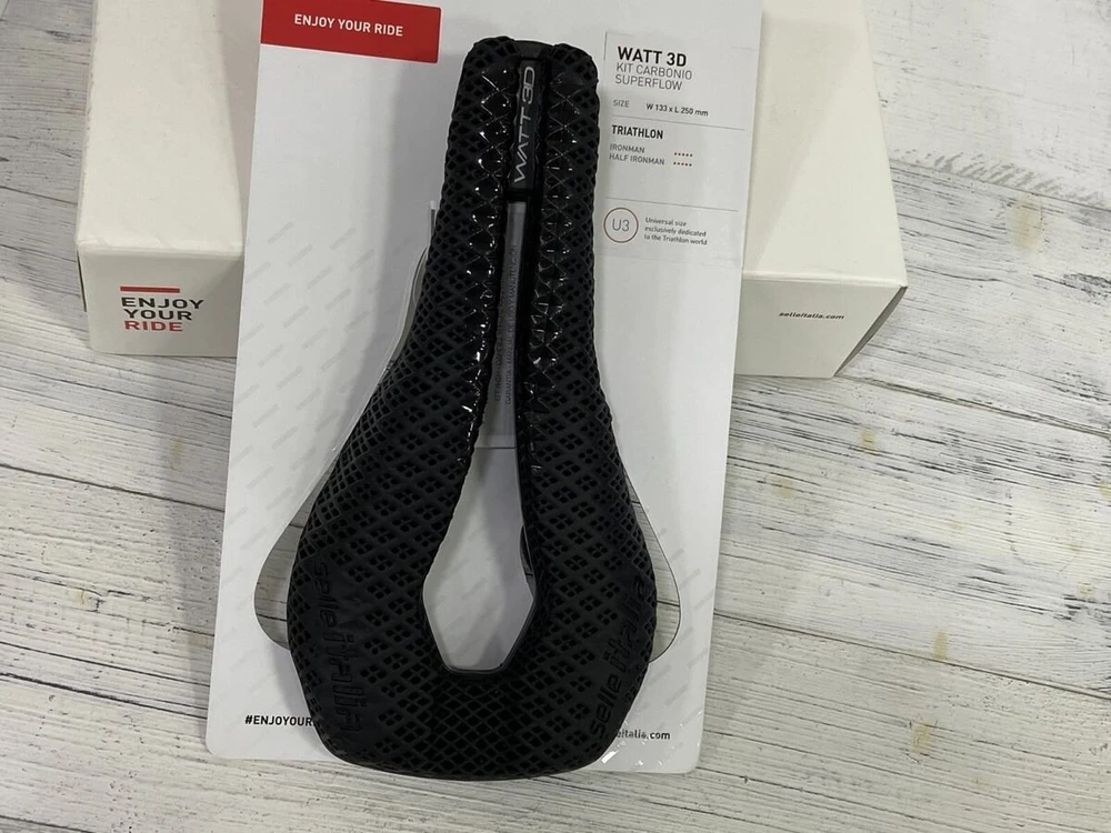 Selle Italia balnelis WATT 3D KIT CARBONIO SUPERFLOW (id atitinka U3), anglies pluošto bėgelis + 10 mm (NAUJAS)