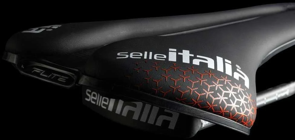 Selle Italia balnas SELLE ITALIA FLITE Boost PRO TEAM rinkinys Carbonio Superflow L3, anglies bėgis ⌀7x9mm + 10mm, Fiber-Tek, 170g, juodas (NAUJAS)