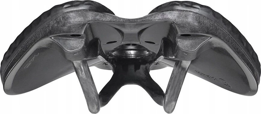 Selle Italia Siodło SELLE ITALIA NOVUS BOOST EVO 3D CARBON KIT, Superflow L (id atitinka L3), anglies bėgis + 10 mm, 210 g (NAUJAS)