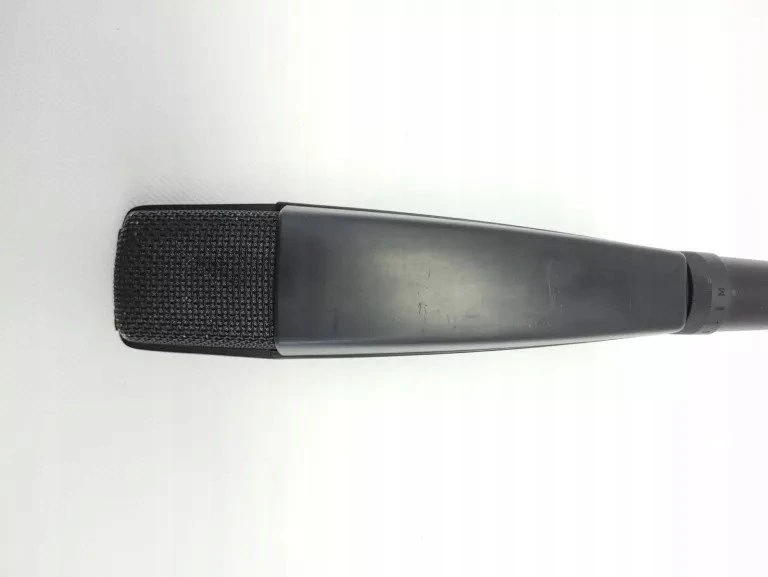 „Sennheiser MD 421 II“ – dinaminis studijinis mikrofonas (kardioidinis)
