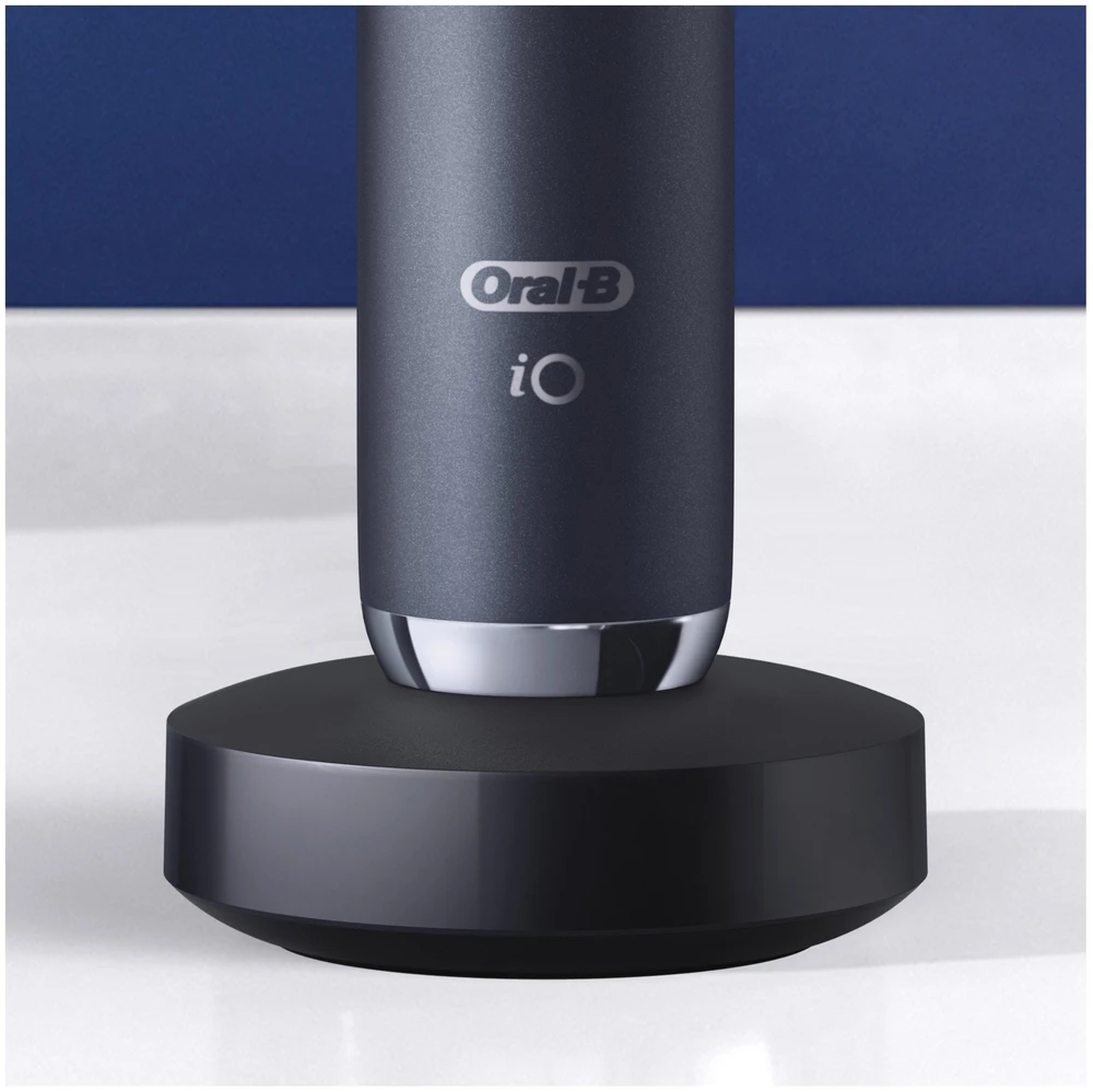 Oral-B iO Series 9 Special Edition Elektrinis dantų šepetėlis, juodos spalvos