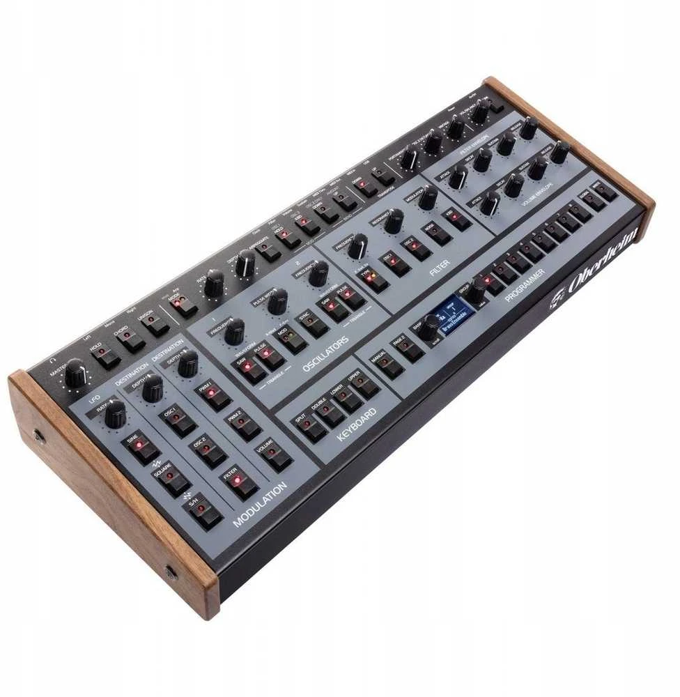 Oberheim OB-X8 Desktop – polifoninis analoginis sintezatorius