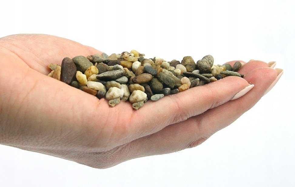 Sera Gravel Dark Coarse, żwirek do akwarium, ciemny, 3-6 mm, 10 kg