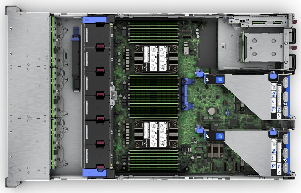 Hewlett Packard (HP) HPE ProLiant DL380 Gen11 4510 2.4GHz 12c 1P 64GB-R 8SFF MR408i-o 2x960GB SSD 2x1000W PS EMEA serveris