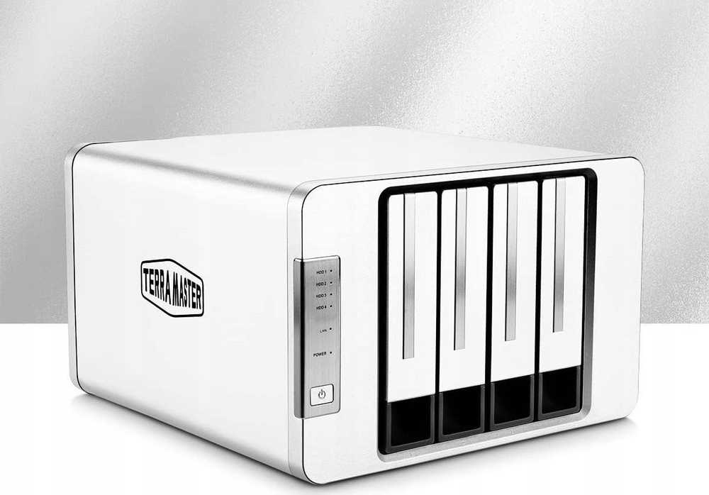 „TERRAMASTER F6-424 NAS“ failų serveris su „Intel Celeron N95“, 8 GB RAM, 6 lizdais