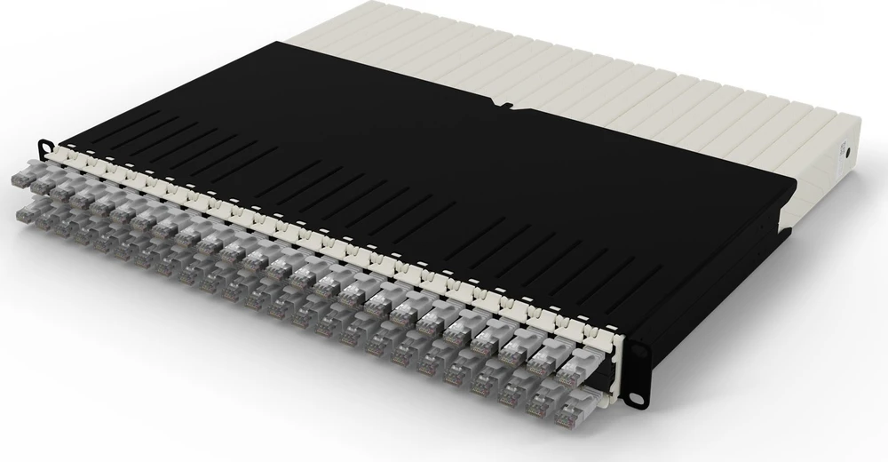 Serwer PATCHBOX 8RU / STP / Pilkas