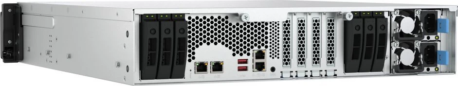 Serveris Qnap TS-h3077AFU-R5-32G, 2U, 30 x 2,5" SATA, AMD Ryzen Pro 7645 6/12, 32 GB UDIMM DDR5 ne ECC (maks. 128 GB), 2 x 2,5 GbSU + 2 b5WE, 10