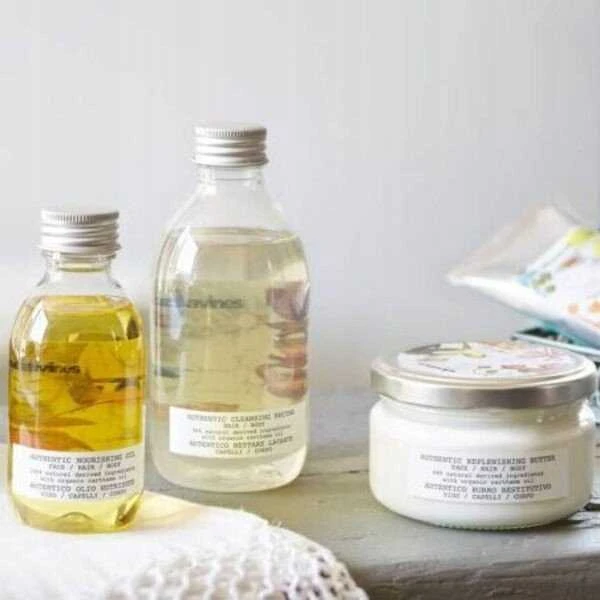 Rinkinys „Davines Authentic“ drėkinamasis balzamas veidui, kūnui ir plaukams, 12 vnt., 12 ml
