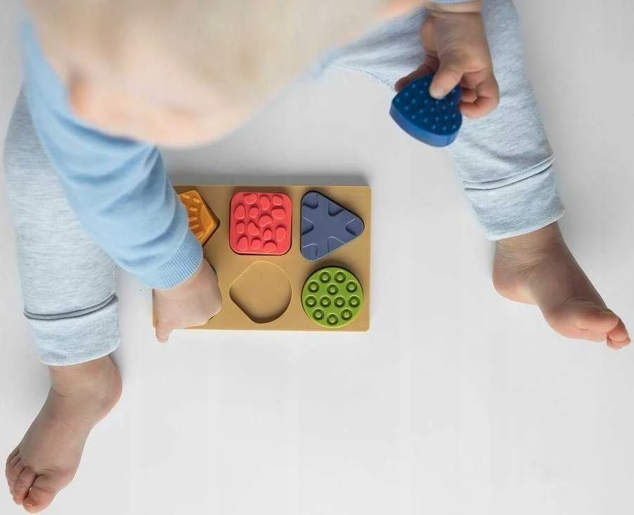 Mom's Care HENCZ 844 sensorinės dėlionės formos