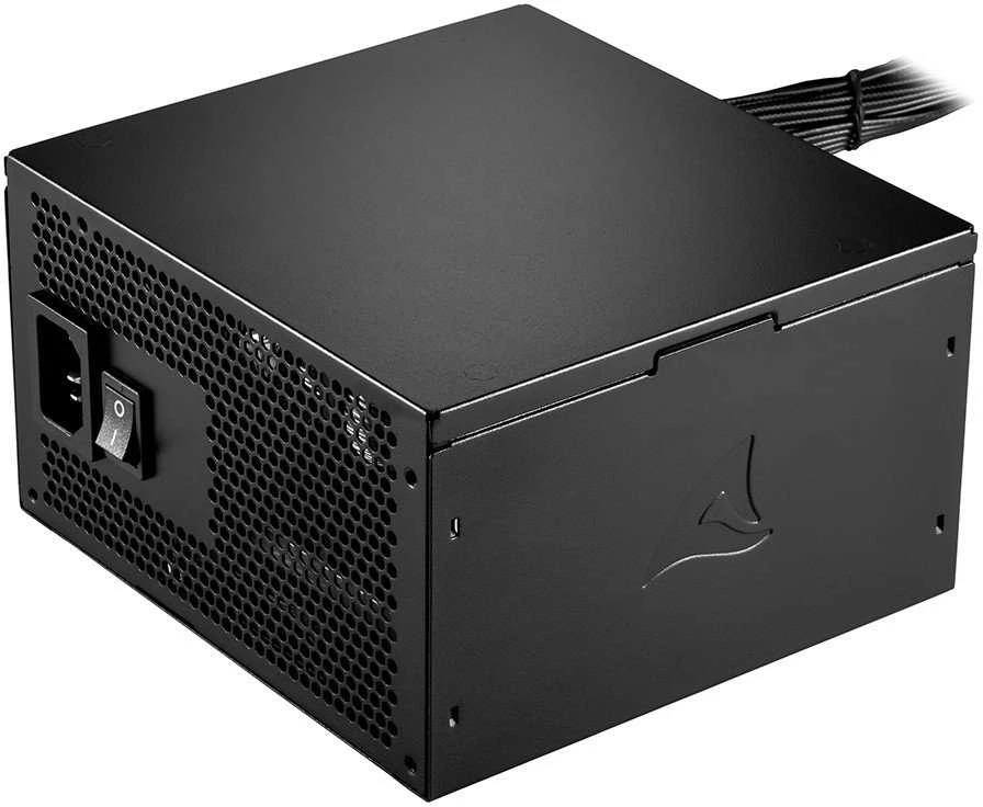 „Sharkoon Rebel P10 550 W“, kompiuterio maitinimo šaltinis - juodas, 5x SATA, 2x PCIe, ATX 3.1, 550 W, 550 W