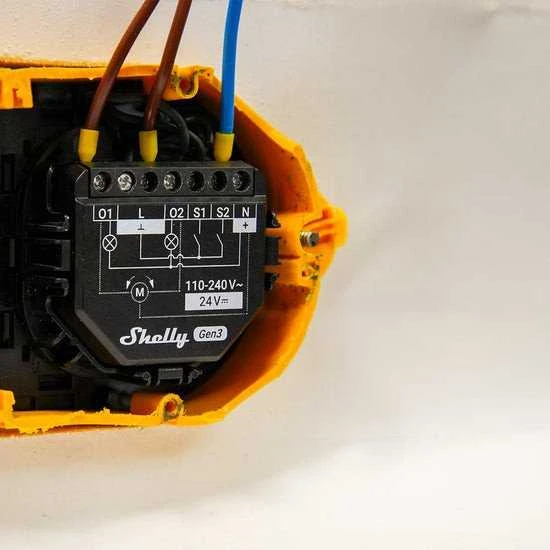 Shelly Group 2 kanalų Wi-Fi relė su galios matavimu ir valdymu Shelly 2PM Gen3 x2