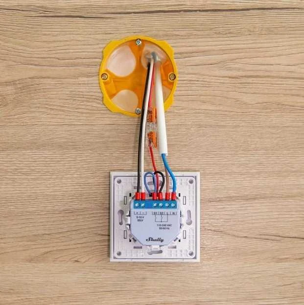 Shelly Plus 0-10V Dimmeris