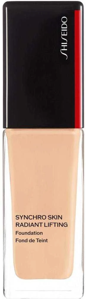 „Shiseido Synchro Skin Radiant Lifting“ skystas makiažo pagrindas, 160 Shell SPF 30, 30 ml