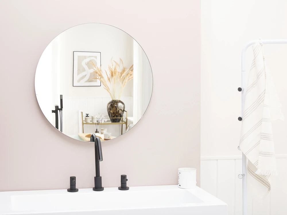 Beliani LED vonios veidrodis CALLAC 60 cm 60 cm sidabrinės spalvos