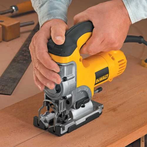 Siaurapjūklis Dewalt DW331KT 701 W