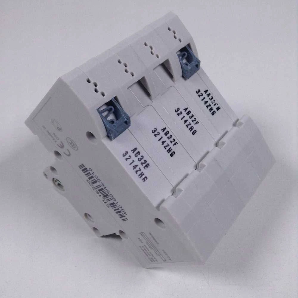 „Siemens“ modulinis jungiklis 32A 3P+N (5TL1632-0)