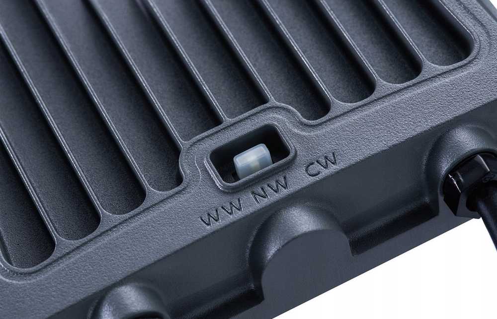 Naświetlacz Signify Philips Ledinaire Projektør Lille All-in BVP167 8400lm/830-840-865 70W IP65 Symmetrisk