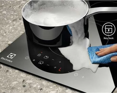 29 cm pločio Domino indukcinė kaitlentė Electrolux LIT30230C