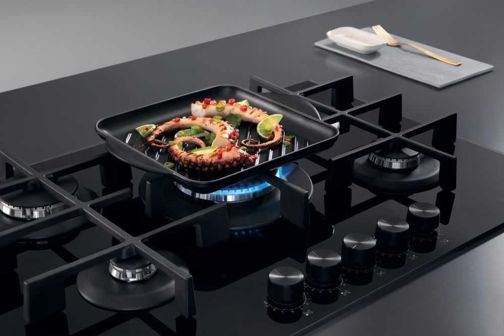 Dujinė kaitlentė Whirlpool AKWL 728/NB
