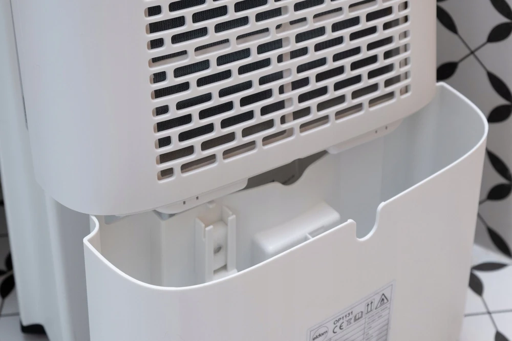 ELDOM OP1130 LUXI LITE DEHUMIDIFIER
