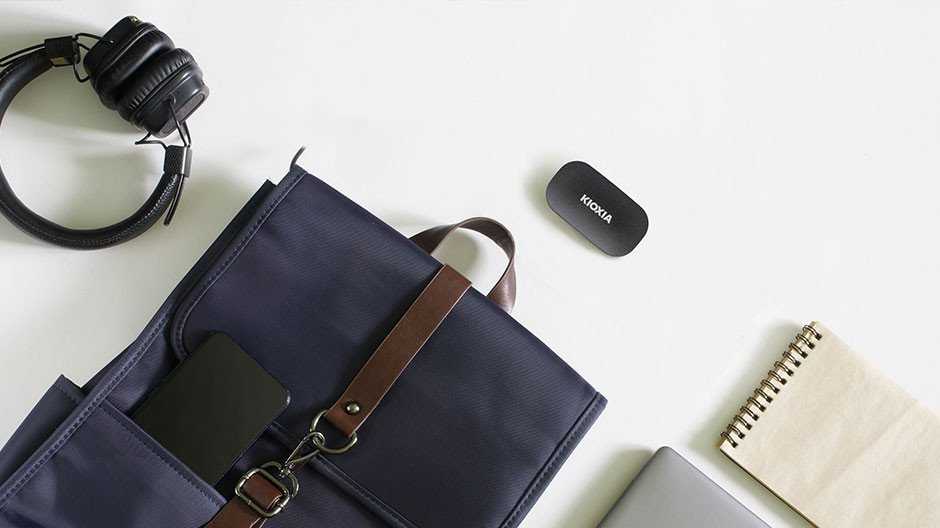 Kietasis diskas Kioxia Exceria Plus G2 Portable 1 TB, Externe SSD - juodas, USB-C 3.2 Gen 2 (10 Gbit/s)
