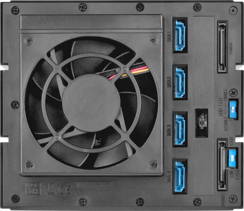 SilverStone SilverStone SST-FS304-12G Externes 3,5-col.-Gehäuse, 4-Bay - juodas