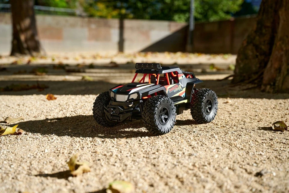 Nuotoliniu būdu valdomas visureigis Dickie Toys Badland Explorer RC