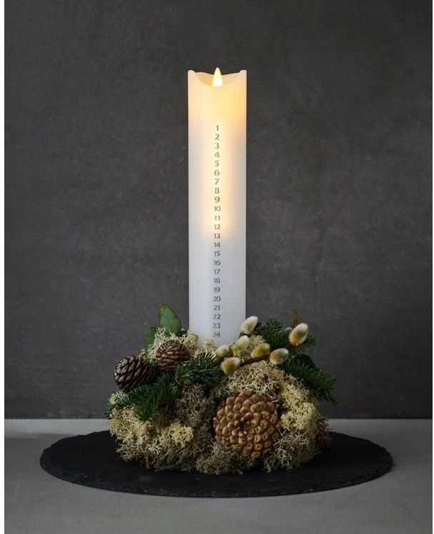 Sirius Sara Świeca kalendarzowa Ø4,8xH29cm Baltas/Sidabrinė