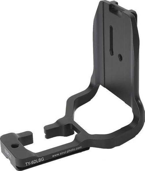 „Szybkozłączka Sirui Sirui Quick Release Plate TY-6D LBG” – tai tekstas, kuriame yra prekės ženklo pavadinimas ir modelio kodas, todėl verčiu tik tą dalį, kurią reikia: „Szybkozłączka” – tai „greito atjungimo plokštelė” arba „greito fiksavimo plokštelė”. Kadangi tekstas yra pavadinimas, o jame yra gamintojo pavadinimas (Sirui) ir modelio kodas (TY-6D LBG), kurie nekeičiami, vertimas būtų: **Sirui greito atjungimo plokštelė TY-6D LBG**