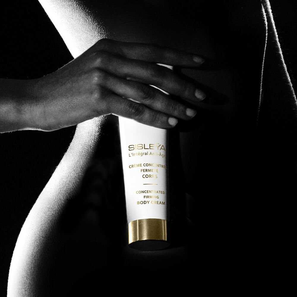 Sisley Sisleya L'Integral Anti-Age Firming Body Kremas, 150 ml
