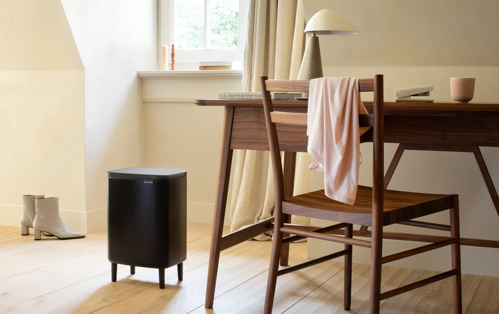 Brabantia Šiukšlių dėžė, Bo Hi 12L - Matt Juodas
