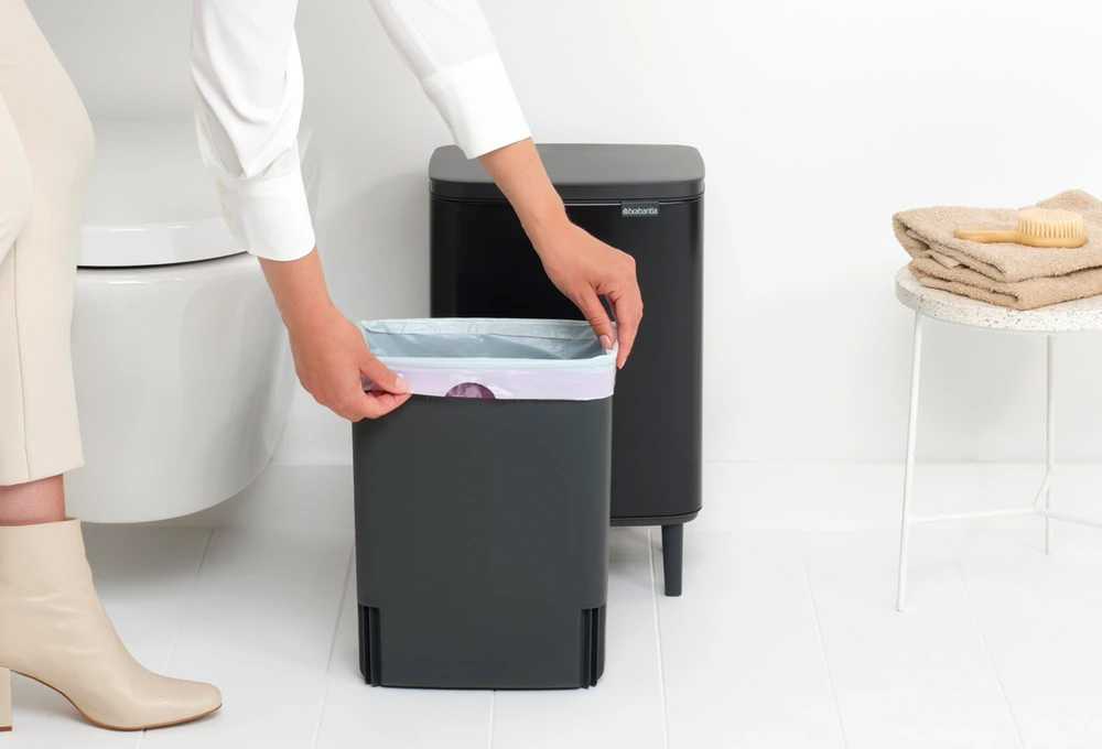 Brabantia Šiukšlių dėžė, Bo Hi 12L - Matt Juodas
