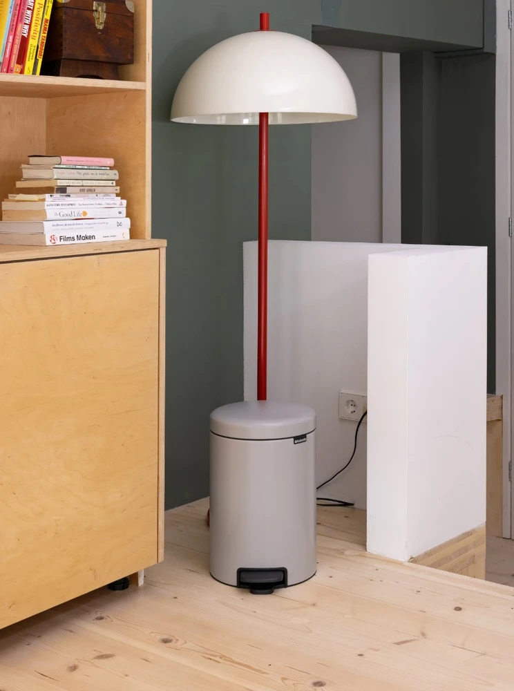 Brabantia Treteimer Newicon 20 L Soft Pilkas