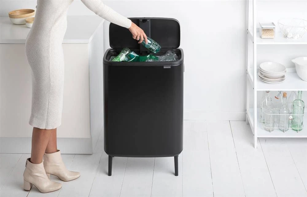 Šiukšliadėžė Brabantia do segregacji na przycisk juoda