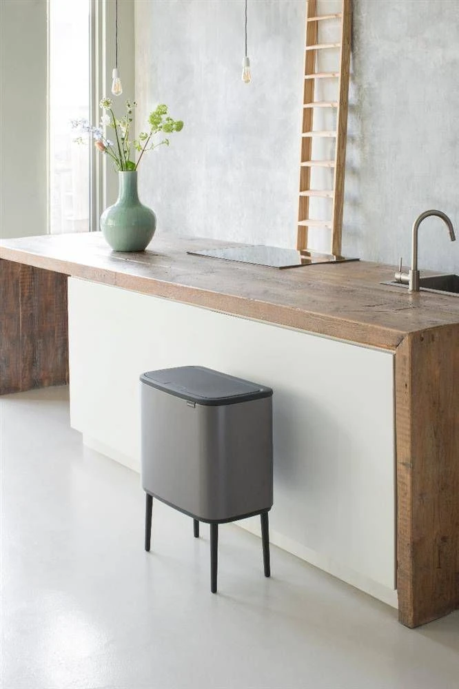 Šiukšlių dėžė Brabantia Bo Touch, 11+23 l, Platinos spalvos