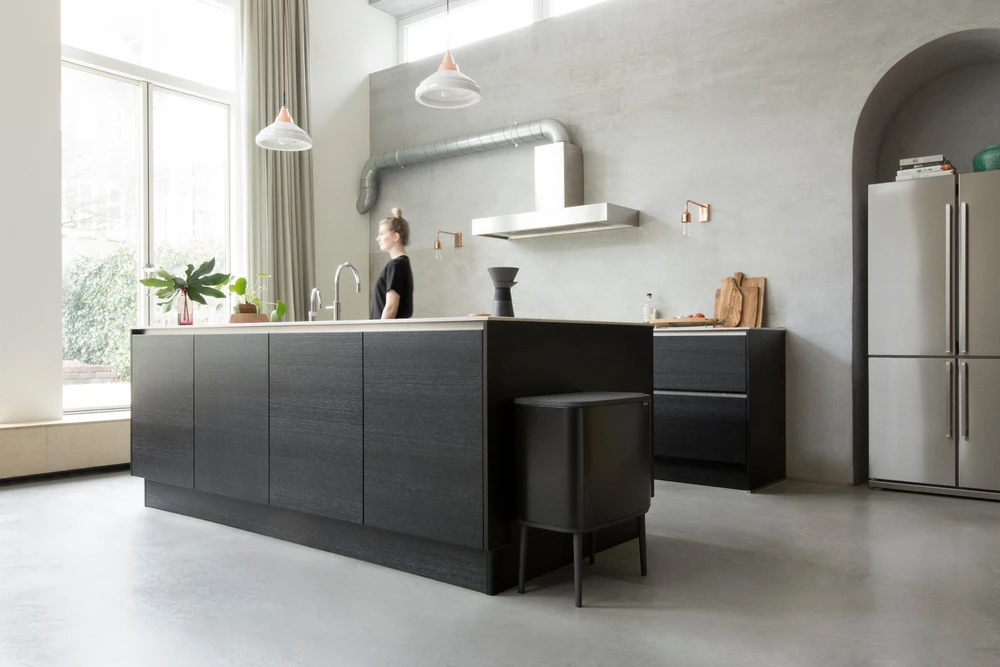Šiukšlių dėžė Brabantia Bo Touch, 3 x 11 l, Matinė juoda
