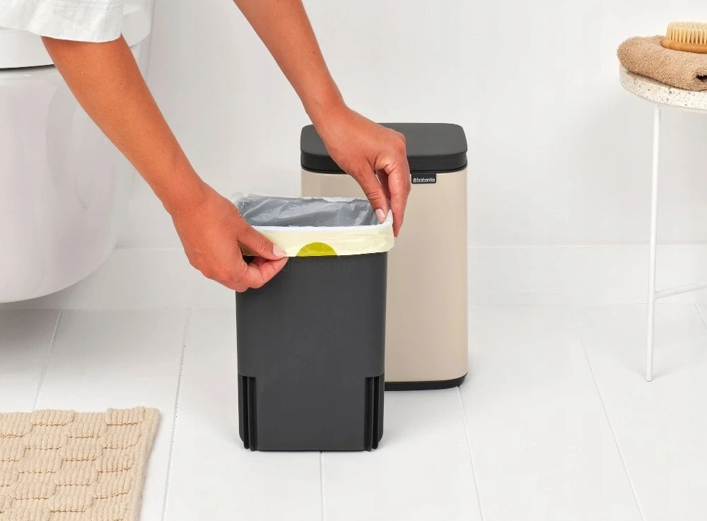 Brabantia Bo Waste Bin, 4L - Soft rusvai gelsvas