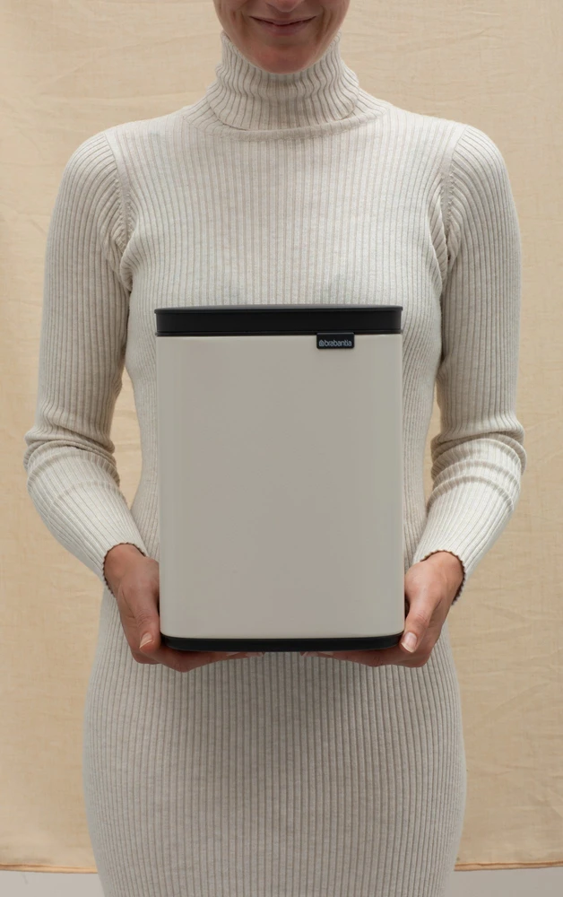 Brabantia Bo Waste Bin, 4L - Soft rusvai gelsvas