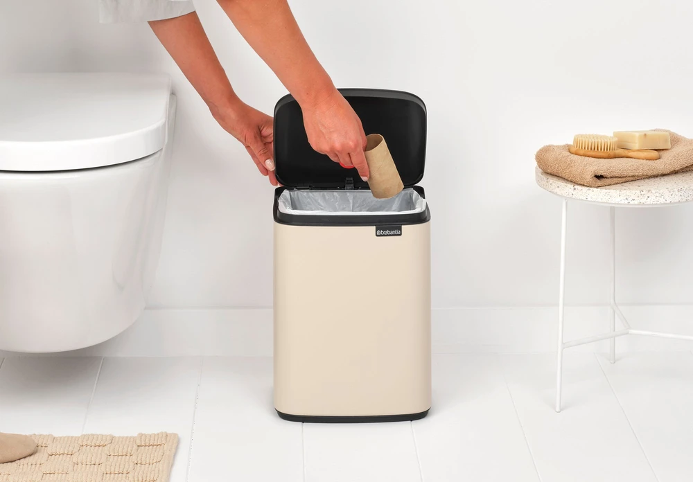Brabantia Bo Waste Bin, 7L - Soft rusvai gelsvas