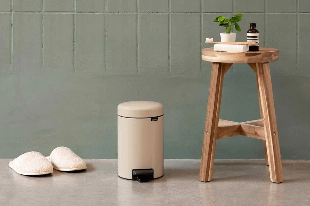 Šiukšliadėžė Brabantia, šviesiai ruda, 5 l, 27.1 cm