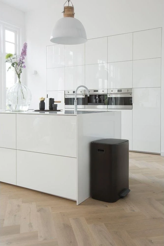 Brabantia Šiukšlių dėžė su pedalu, Bo 60L - matinės juodos spalvos