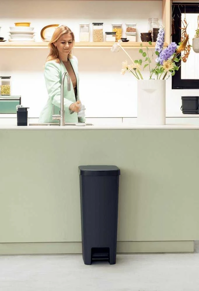 Brabantia 800023, 40 L, Kampinis, Pilkas, Pedalinis, 280 mm, 352 mm