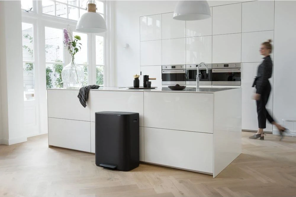 Brabantia Šiukšlių dėžė su pedalu, Bo 60L - matinės juodos spalvos