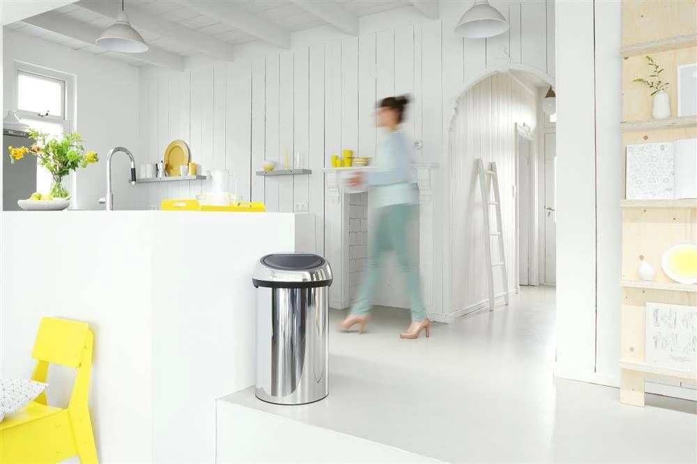 Šiukšliadėžė Brabantia na pedał sidabrinė
